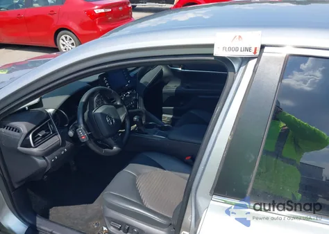 2022 Toyota Camry Se из США, поврежденный, VIN 4T1T11AKXNU647548